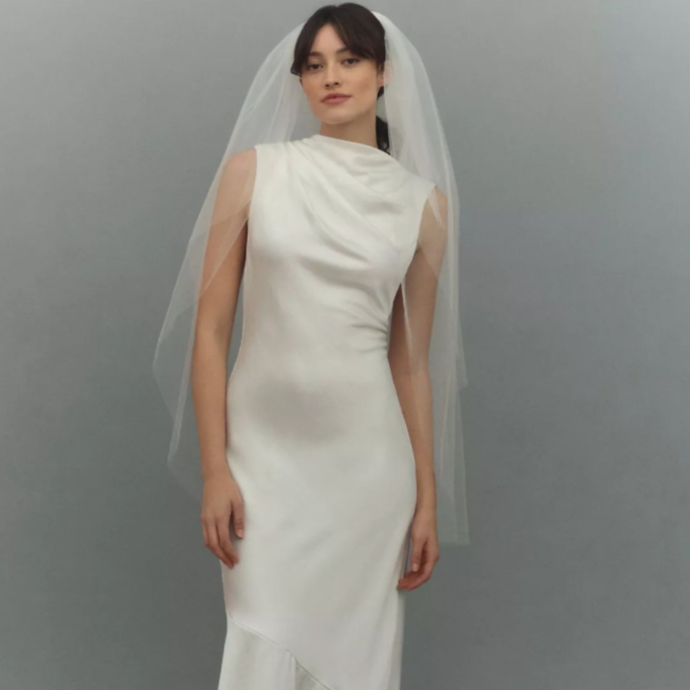Anthro BHLDN Lilly Fingertip Veil